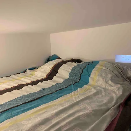 Lägenhet Cosy Flat With Terrace, Swimming Pool And Parking In