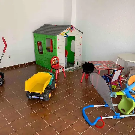 Cosy Flat With Terrace, Swimming Pool And Parking In Begur