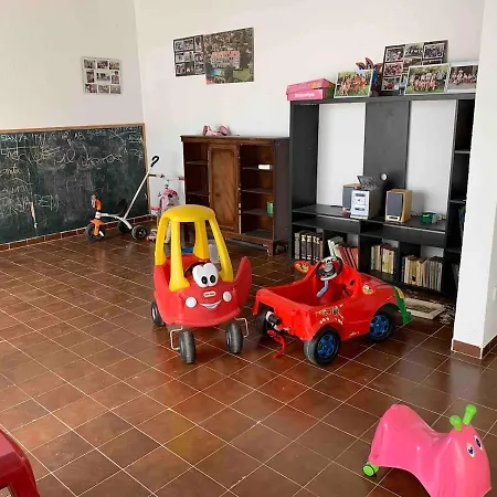 Cosy Flat With Terrace, Swimming Pool And Parking In Lägenhet Begur